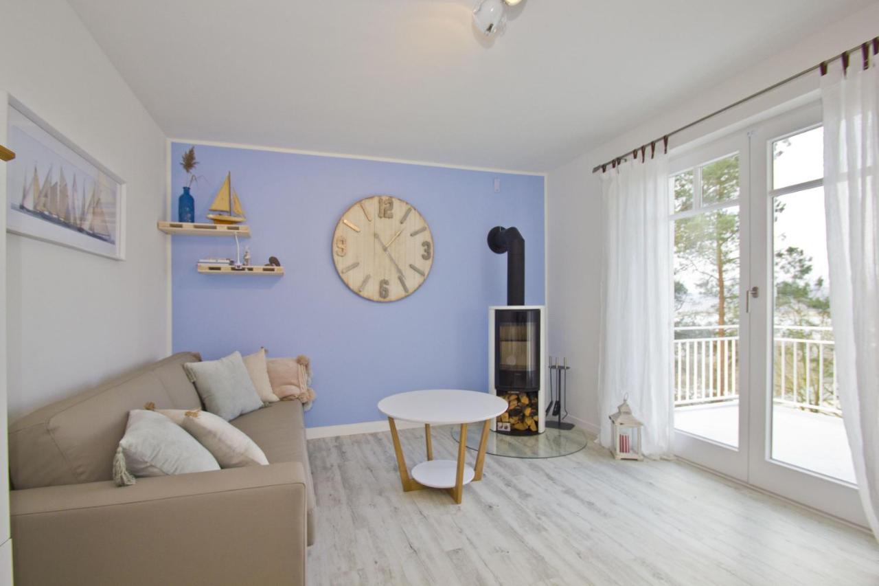 Moderne Ferienwohnung Mit Balkon, Meerblick - Ferienresidenz Zwei Boddenfewo 1-3 Lietzow Exteriör bild